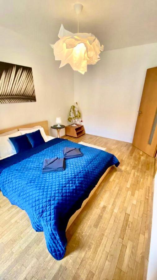 Kazinczy-New Development-French Balcony Apartmán