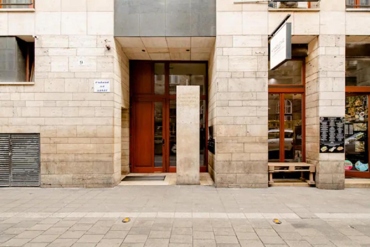 Kazinczy-New Development-French Balcony Apartment Budapest