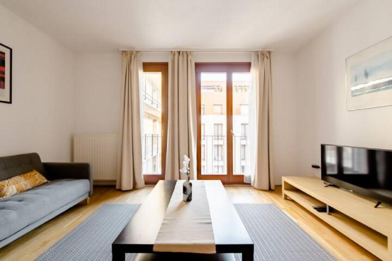 Appartamento Kazinczy-New Development-French Balcony Budapest